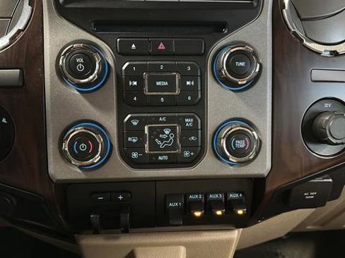 Used 2014 Ford F350 Lariat w/ Lariat Ultimate Package AWD/4WD image 14