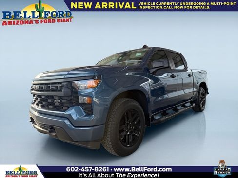 Used 2024 Chevrolet Silverado 1500 Custom w/ Turbomax Blackout Package image 1