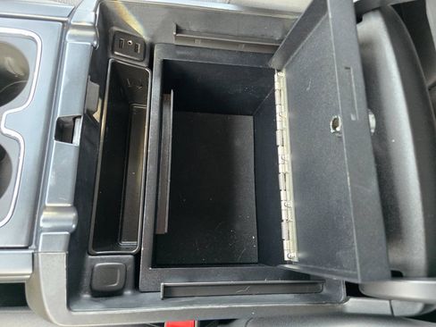 Used 2017 Chevrolet Silverado 1500 LT w/ All Star Edition image 26