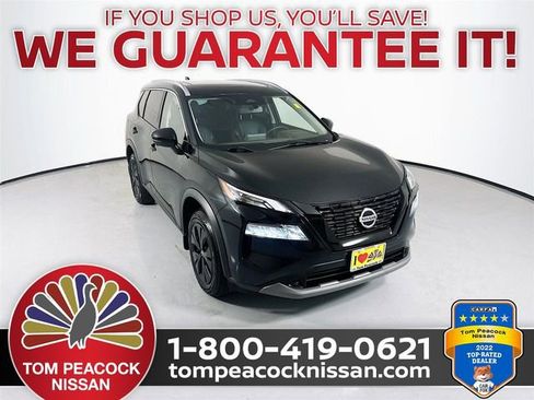 Used 2021 Nissan Rogue SV w/ Premium Package image 1