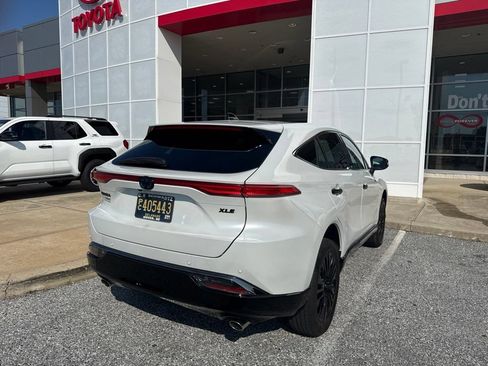 Used 2023 Toyota Venza Nightshade AWD/4WD image 6