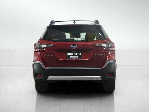 Used 2024 Subaru Outback Limited AWD/4WD image 4