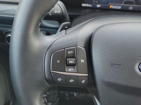 Certified 2025 Ford Maverick Lobo AWD/4WD image 24