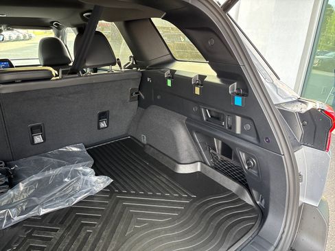 New 2026 Subaru Outback Touring image 51