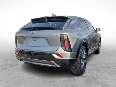New 2026 Cadillac Optiq Luxury 1 image 3