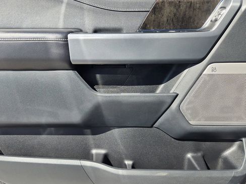 Used 2021 Ford F150 Lariat w/ Equipment Group 502A High image 22