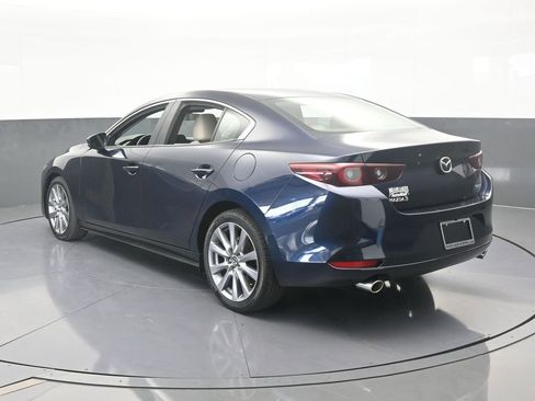 Used 2025 MAZDA MAZDA3 s image 4