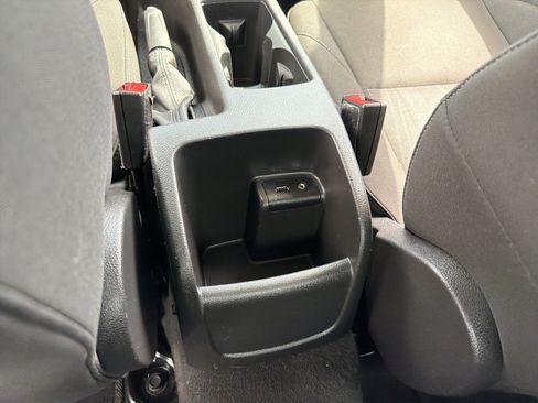 Used 2016 Ford Focus S FWD image 11