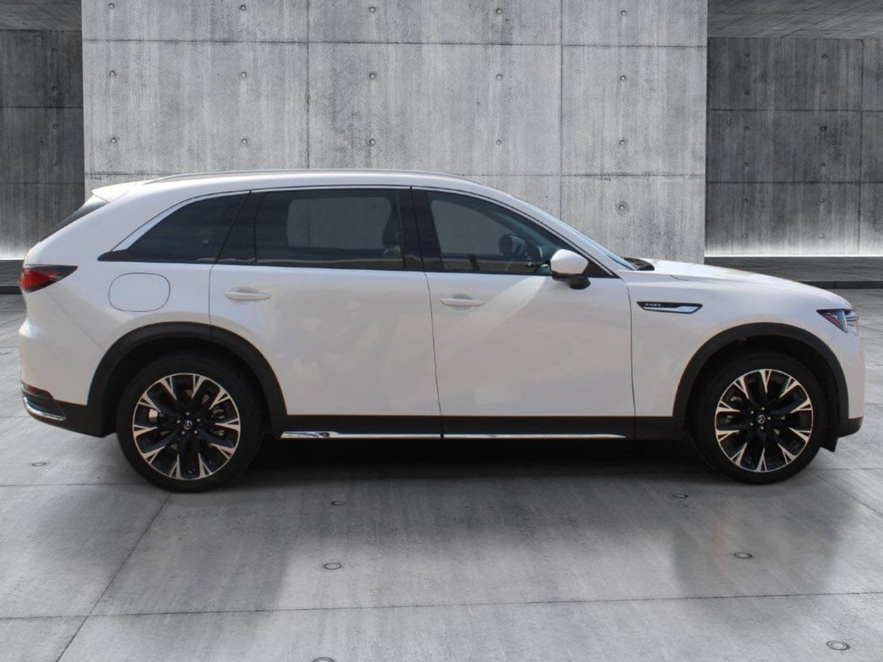 Used 2024 MAZDA CX-90 Plug-In Hybrid w/ Premium Plus AWD/4WD image 7