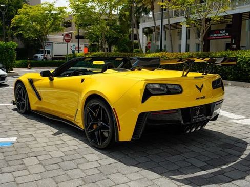 Used 2019 Chevrolet Corvette ZR1 RWD image 20
