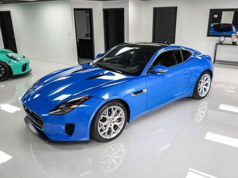 Used 2020 Jaguar F-TYPE Coupe RWD image 2