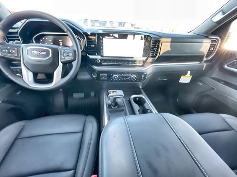 New 2026 GMC Sierra 1500 SLT image 22