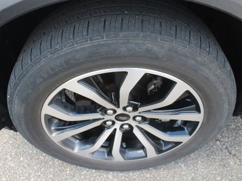 Used 2020 Ford Explorer ST w/ Premium Technology Package image 25