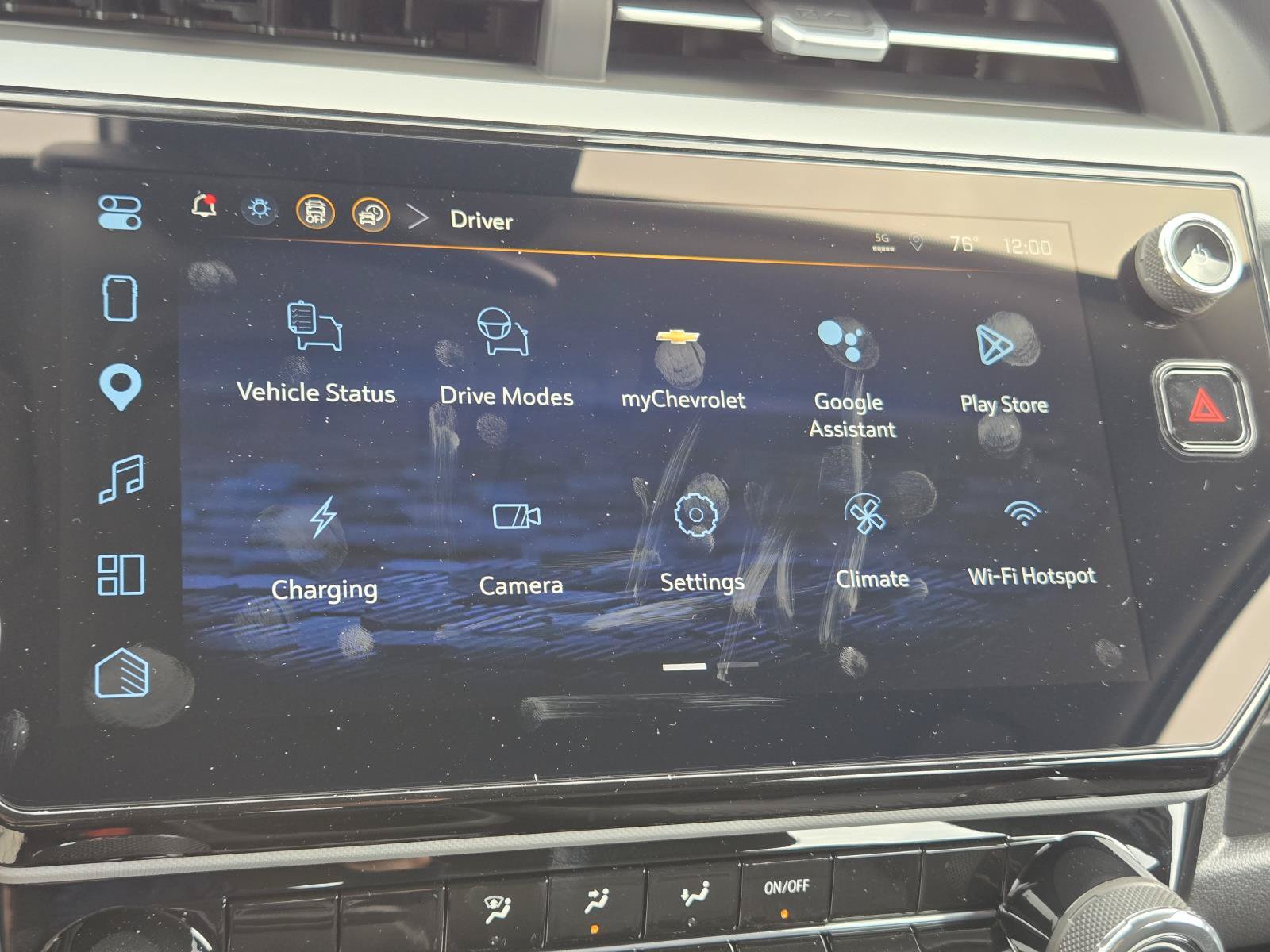 New 2027 Chevrolet Bolt LT FWD image 25