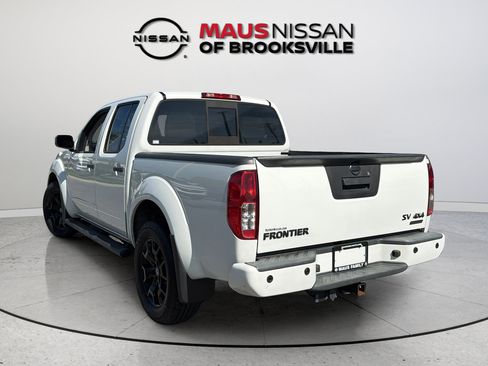 Used 2021 Nissan Frontier SV w/ Midnight Edition Floor Mats AWD/4WD image 8