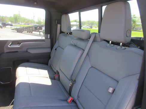 New 2026 GMC Sierra 2500 SLT w/ SLT Premium Package AWD/4WD image 14