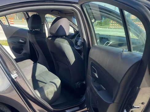 Used 2016 Chevrolet Cruze LT image 21