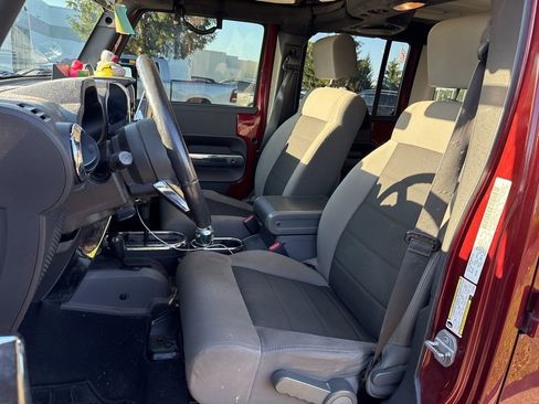Used 2009 Jeep Wrangler Unlimited X AWD/4WD image 14