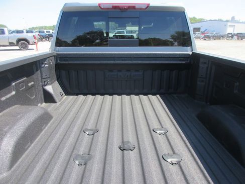 New 2026 GMC Sierra 3500 Denali Ultimate AWD/4WD image 6