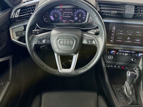 Used 2023 Audi Q3 2.0T Premium w/ Black Optic Sport Package image 5