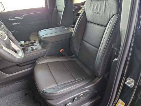 New 2026 GMC Sierra 1500 Denali AWD/4WD image 24