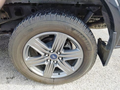 Used 2020 Ford F150 Lariat image 10