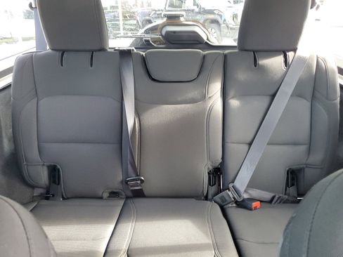 Used 2022 Jeep Wrangler Unlimited Sport image 15