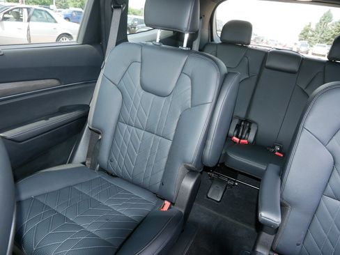 Used 2024 Kia Telluride SX Prestige X-Line AWD/4WD image 12