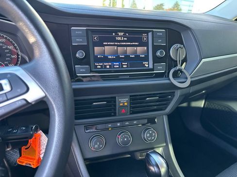 Used 2021 Volkswagen Jetta S FWD image 9