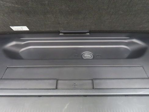 Used 2025 Ford Expedition Platinum w/ Stealth Performance Package AWD/4WD image 48