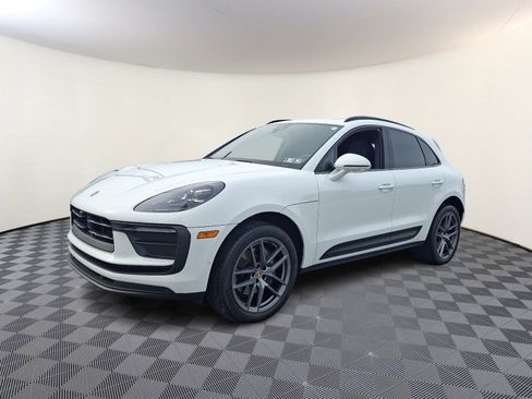 Used 2023 Porsche Macan image 1