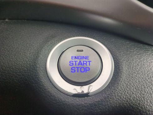 Used 2019 Hyundai Elantra Limited w/ Cargo Package image 33