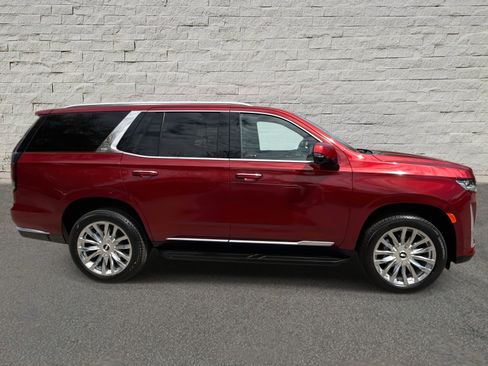 Certified 2023 Cadillac Escalade Premium Luxury AWD/4WD image 4