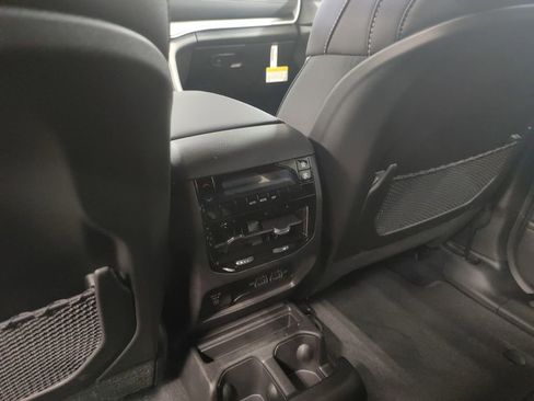 New 2025 Jeep Grand Cherokee L Altitude image 32