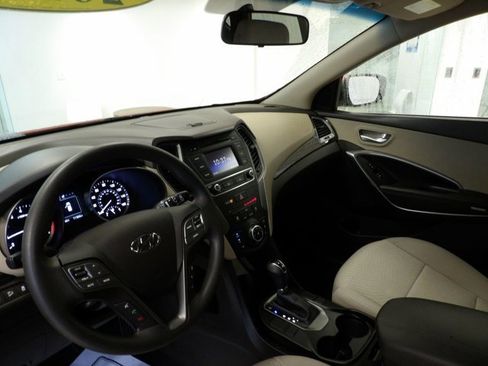 Used 2017 Hyundai Santa Fe Sport image 12