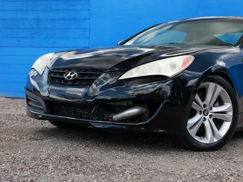 Used 2012 Hyundai Genesis 2.0T RWD image 17