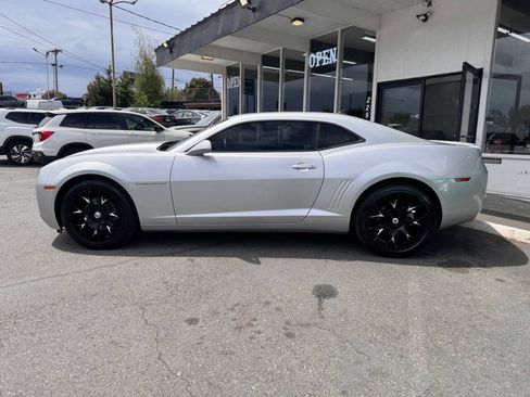 Used 2010 Chevrolet Camaro LT w/ RS Package RWD image 2