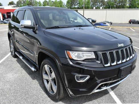 Used 2014 Jeep Grand Cherokee Overland w/ Advanced Technology Group image 4