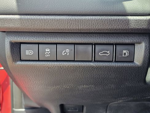 Used 2025 Toyota Camry XSE FWD image 23