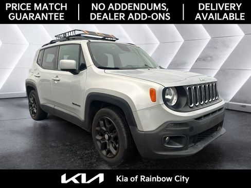 Used 2018 Jeep Renegade Latitude image 4