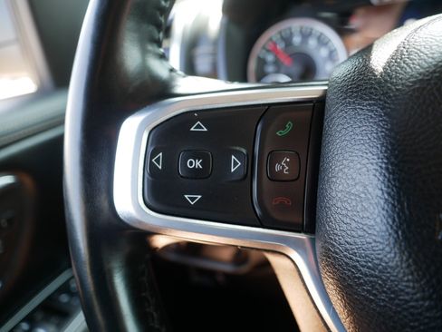 Used 2022 RAM 1500 Laramie AWD/4WD image 28