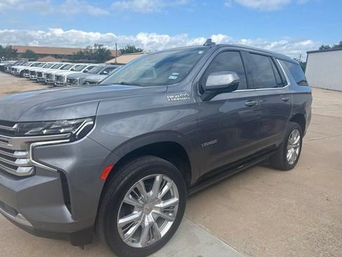 Used 2021 Chevrolet Tahoe High Country AWD/4WD image 1