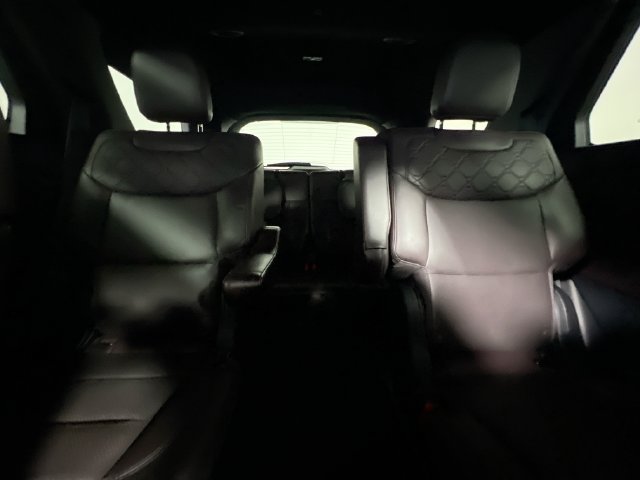 Used 2025 Ford Explorer Platinum w/ LUX Leather Package AWD/4WD image 29