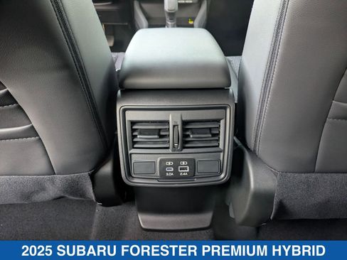 Certified 2025 Subaru Forester Premium image 33