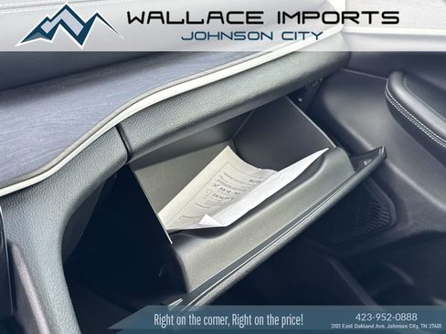 Used 2024 Jeep Grand Cherokee Limited image 21