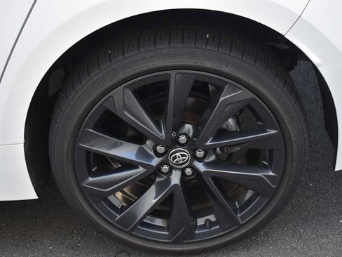 Used 2024 Toyota Corolla SE FWD image 18