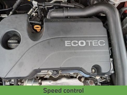 Used 2020 Chevrolet Equinox LT FWD image 14