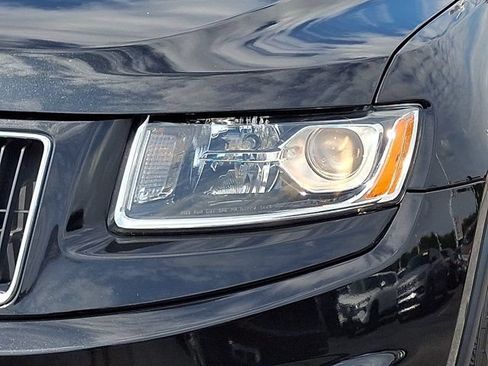Used 2016 Jeep Grand Cherokee Limited AWD/4WD image 12