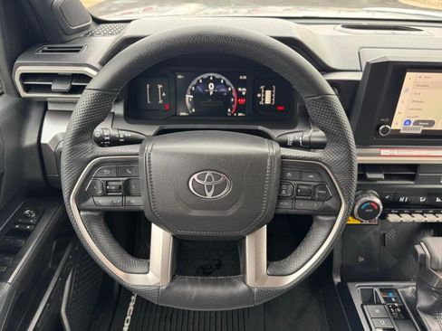 Certified 2025 Toyota Tacoma SR5 image 7