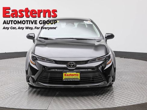 Used 2024 Toyota Corolla LE image 2